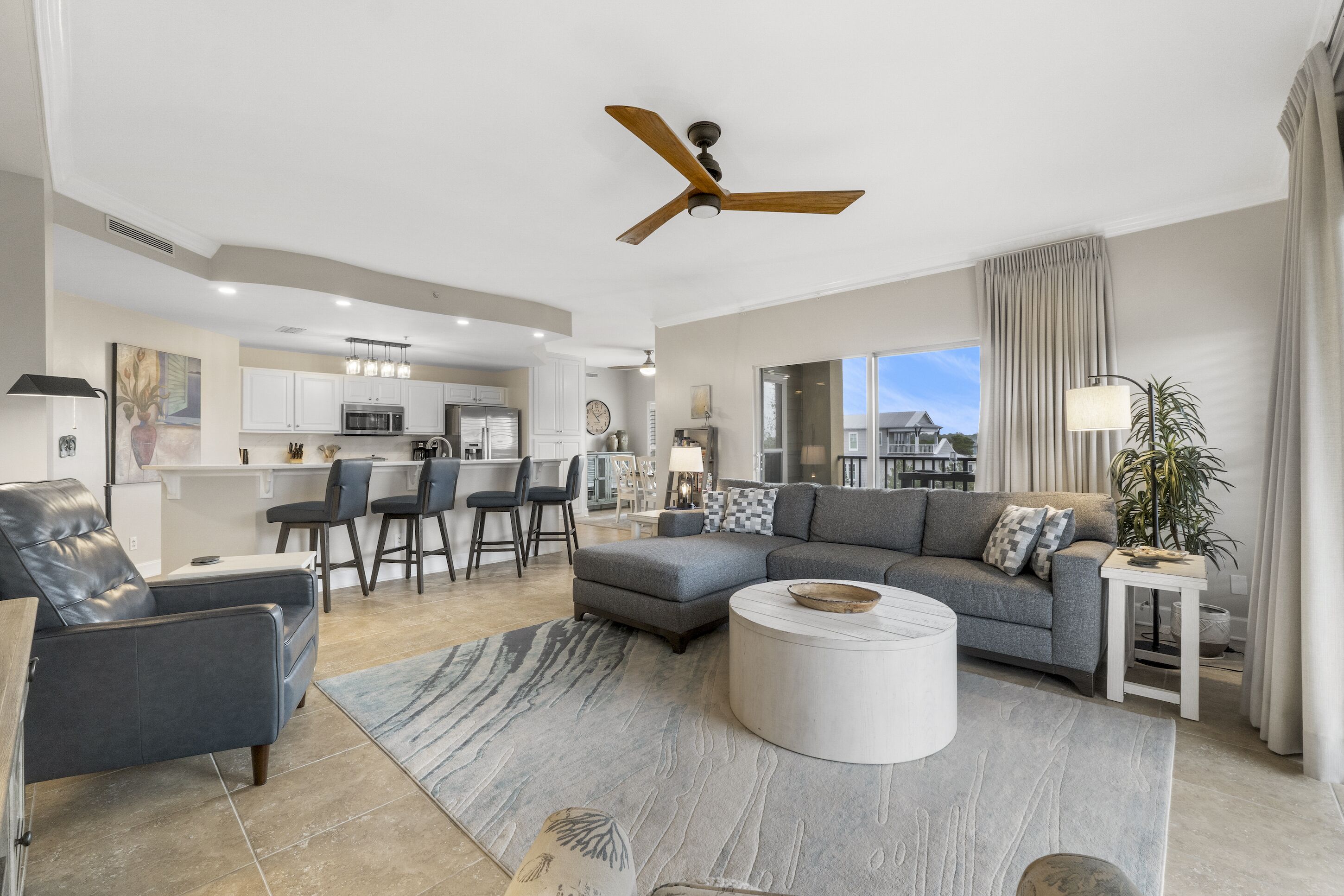 TV connectée de 60 pouces avec chaînes numériques, Netflix, Hulu