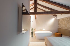 Romantic Double Room | Deep-soaking bathtub - Palazzetto My Venice (Venice)
