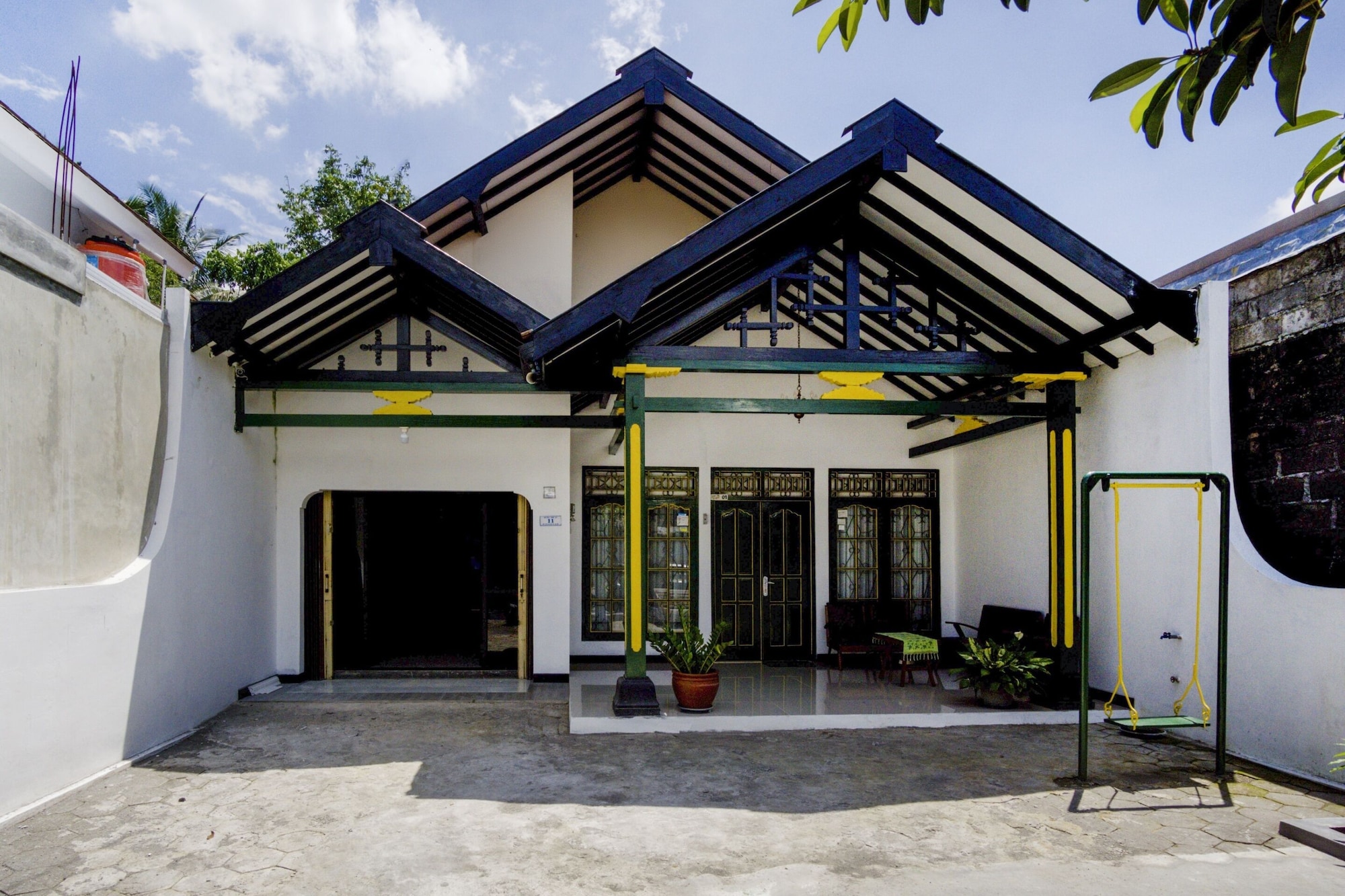 2 Star Hotels