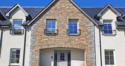 The Steading Apartment, No9