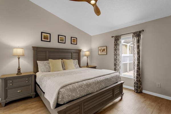 One of TWO king size master bedrooms with ensuite bathroom.