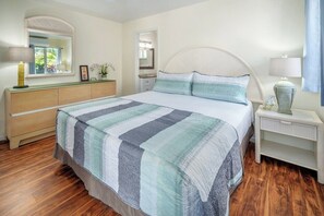 2 bedrooms, iron/ironing board, Internet, bed sheets