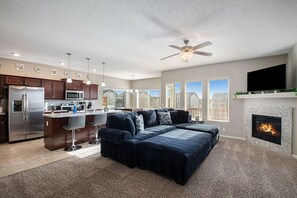 صورة غير مصنفة، 3 من 33، زرّ