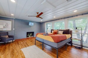 5 habitaciones, escritorio, tabla de planchar con plancha y wifi gratis 