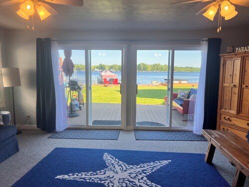 Cozy Red Door Cottage on Jordan Lake - Pontoon Boat Rental available