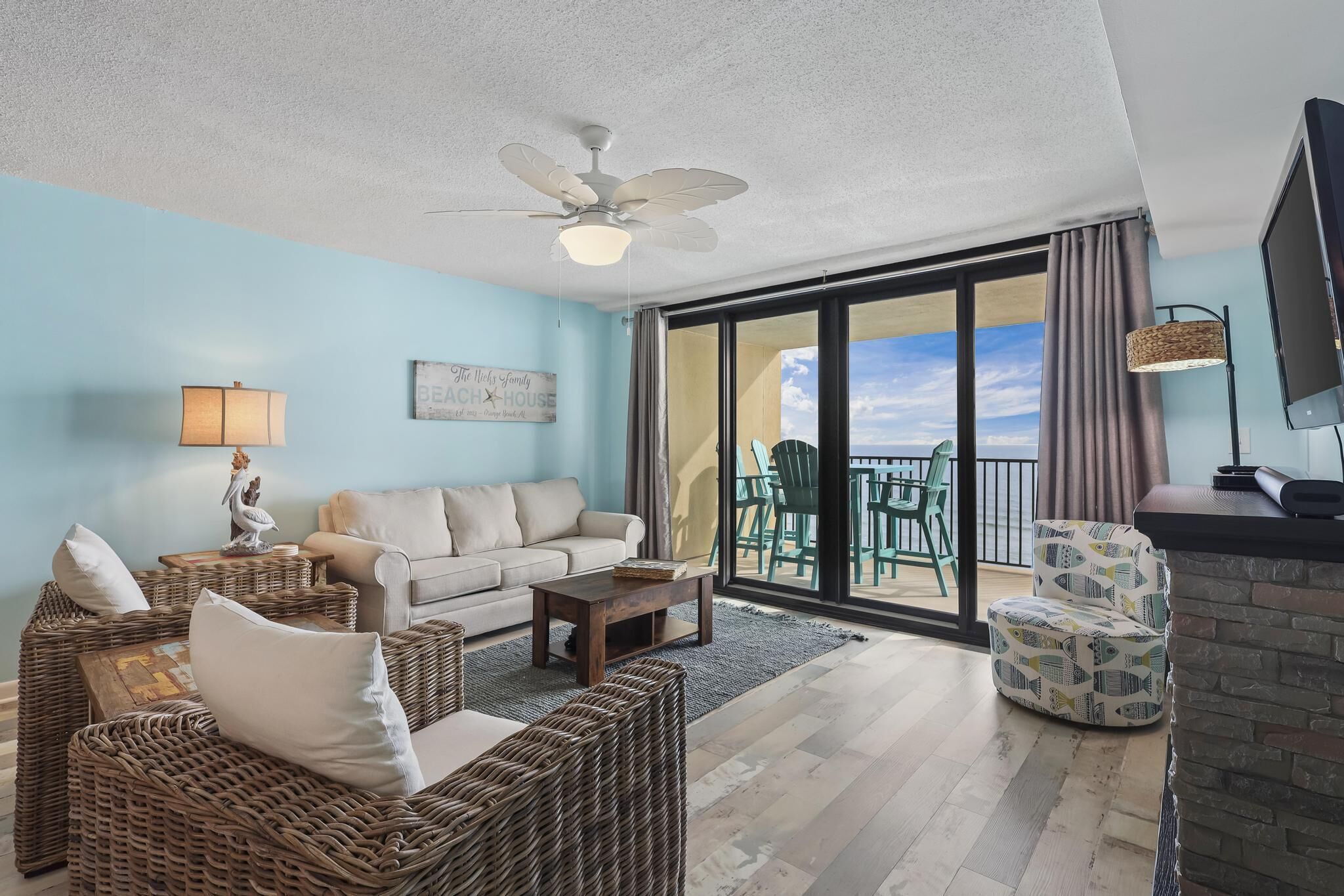 Fully Updated, New Rental - Gulf Front -Wind Drift- Signature Properties