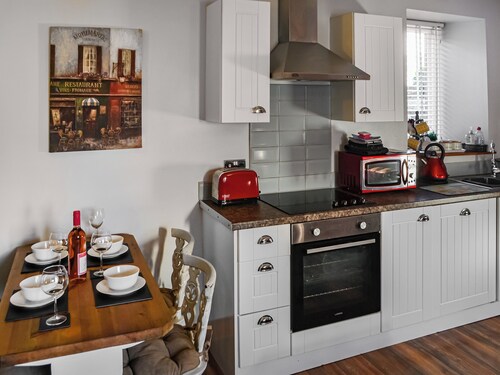 Discover tranquillity in this charming two-bedroom cottage in pretty Belford.