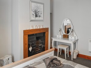 2 bedrooms, free WiFi, bed sheets - Discover tranquillity in this charming two-bedroom cottage in pretty Belford. (Belford)