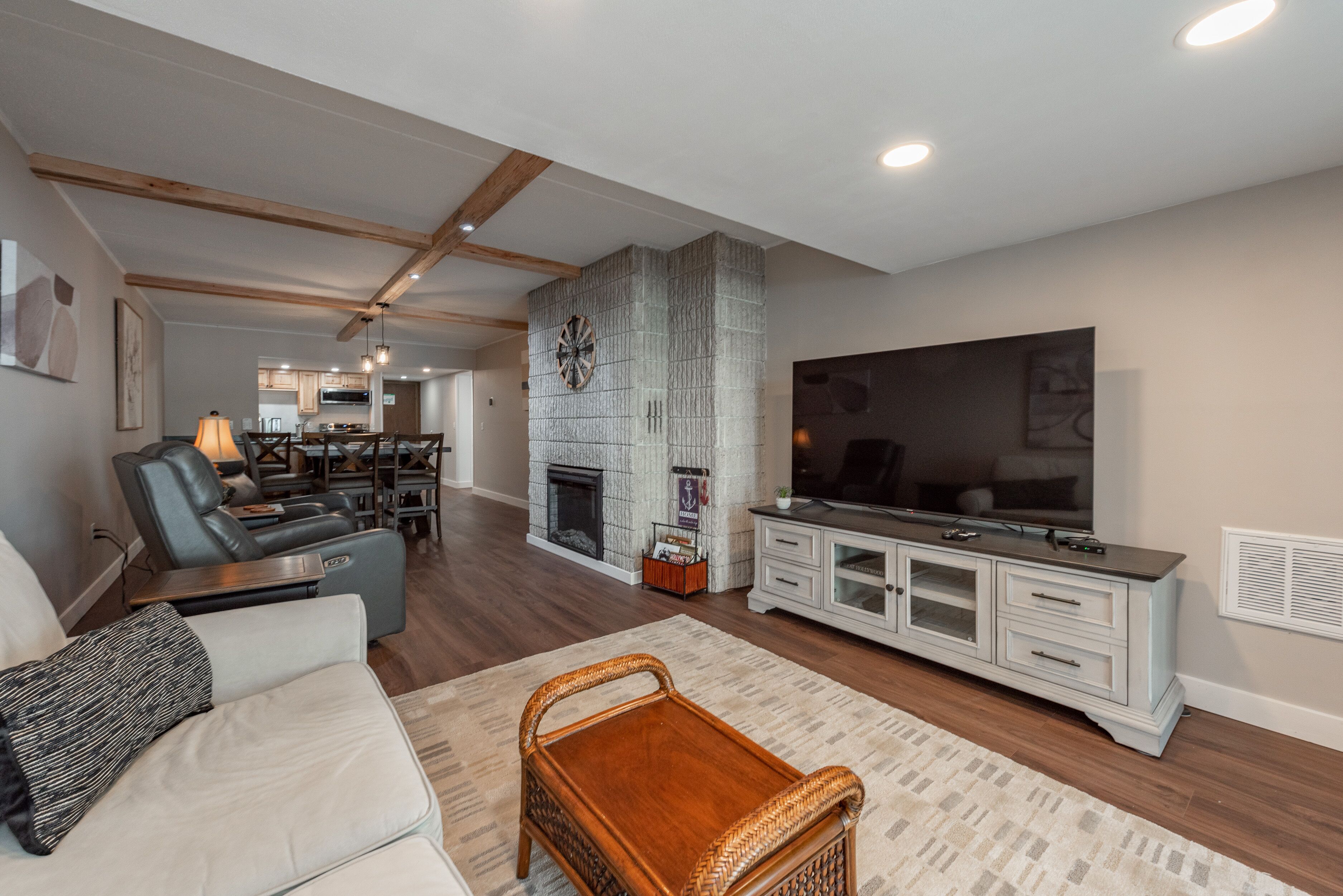 Fernseher, Videospiele, DVD-Player