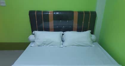 Hotel O Es Em Je Residence