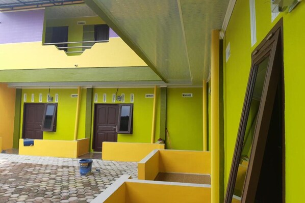 Interior detail - Hotel O Es Em Je Residence (Medan)