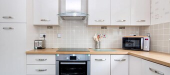 2 bedroom accommodation in Culloden