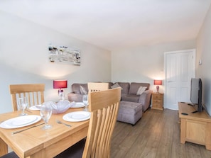 Interior - 2 bedroom accommodation in Culloden (Culloden)