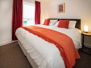 2 quartos, Wi-Fi de cortesia, roupa de cama