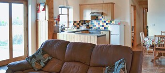 Meadow Cottage - UK45882