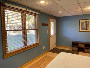 1 bedroom, desk, iron/ironing board, free WiFi