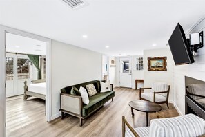 TV connectée, cheminée