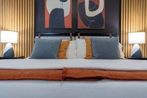 8 bedrooms, iron/ironing board, travel cot, WiFi - Magical 8BR Petfriendly @Encore | Disney - 7678 (Kissimmee)