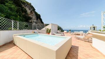 Apartamento, fumadores | 3 dormitorios