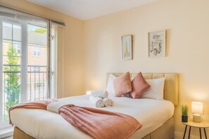 5 quartos, ferros/tábuas de passar roupa, Wi-Fi de cortesia