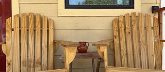 Cozy secluded cabin on a working cattle ranch