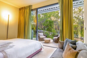 4 quartos, ferros/tábuas de passar roupa, Wi-Fi, roupa de cama