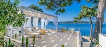Villa Lorelei - Three Bedroom Villa, Sleeps 6