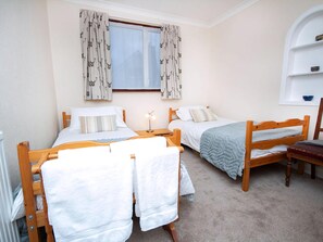 3 chambres, Wi-Fi gratuit, draps fournis