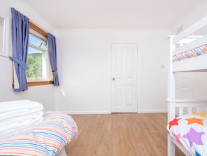 3 Schlafzimmer, kostenloses WLAN, Bettwäsche