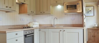 Shepherds Lodge-ukc2358