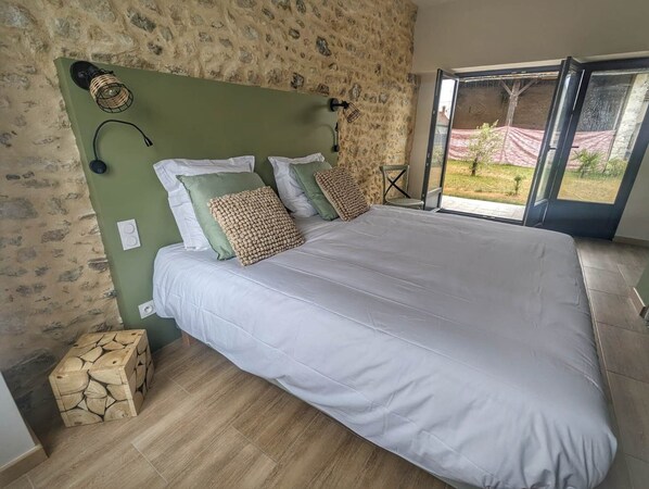 1 多间卧室、免费 WiFi、床单