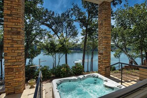 Outdoor spa tub - Exclusive Grand Lakefront Escape on Island 180 Lake Front Views (Statesville)