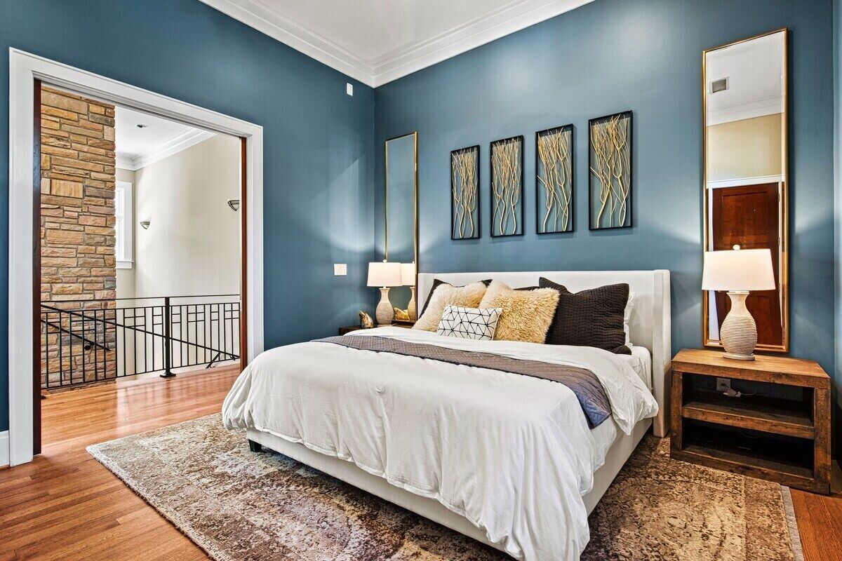 7 chambres, fer et planche à repasser, lit parapluie, Wi-Fi gratuit