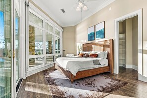 7 chambres, fer et planche à repasser, lit parapluie, Wi-Fi gratuit