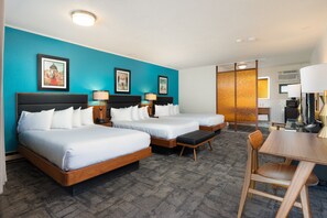 Schreibtisch, kostenloses WLAN