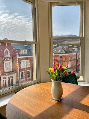 تناول الطعام