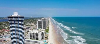 Seaside Oasis on the World's Most Famous Beach!