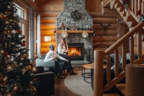 Interior - Private Hot Tub / Sauna / Indoor Pool / Nyctale (Mille-Isles)