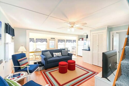 Long Sands Beach Cottage in York