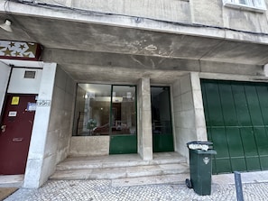 EntrĂ©e de lâhĂ©bergement