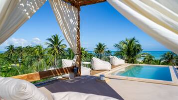 Alberca al aire libre