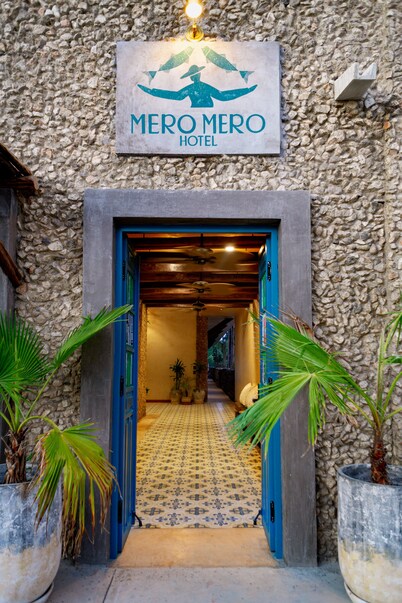 Mero Mero Hotel