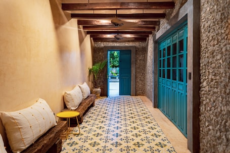 Interior. Mero Mero Hotel