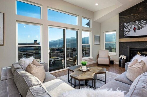 Powder Mtn Chalet B4 | Ski Escape | Hot Tub & View