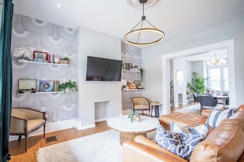 Foto von Perfect for Groups & Families | 5BR Home
