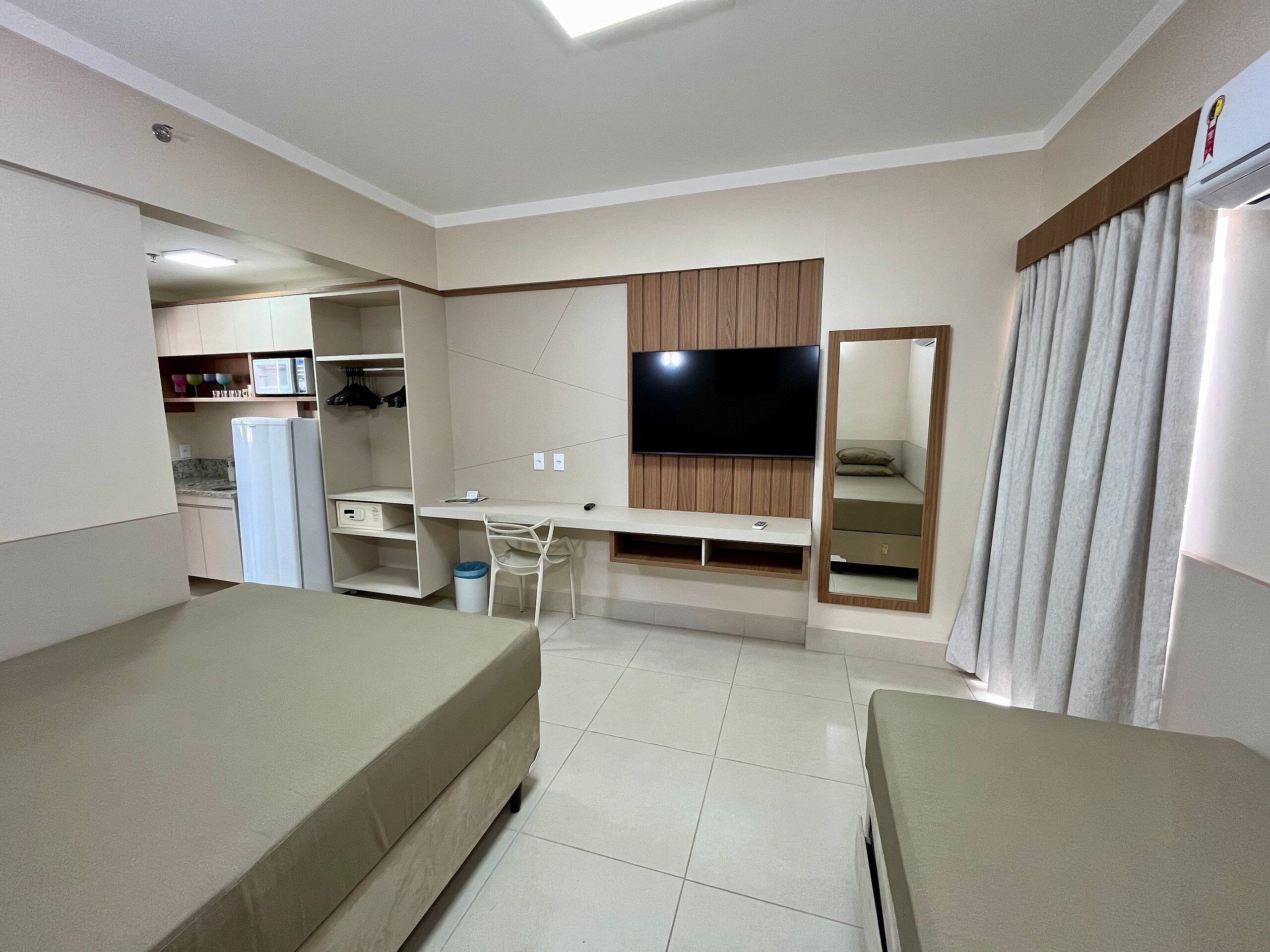 Suite | 1 bedroom, in-room safe, free WiFi