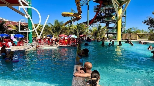 Suite | Pool
