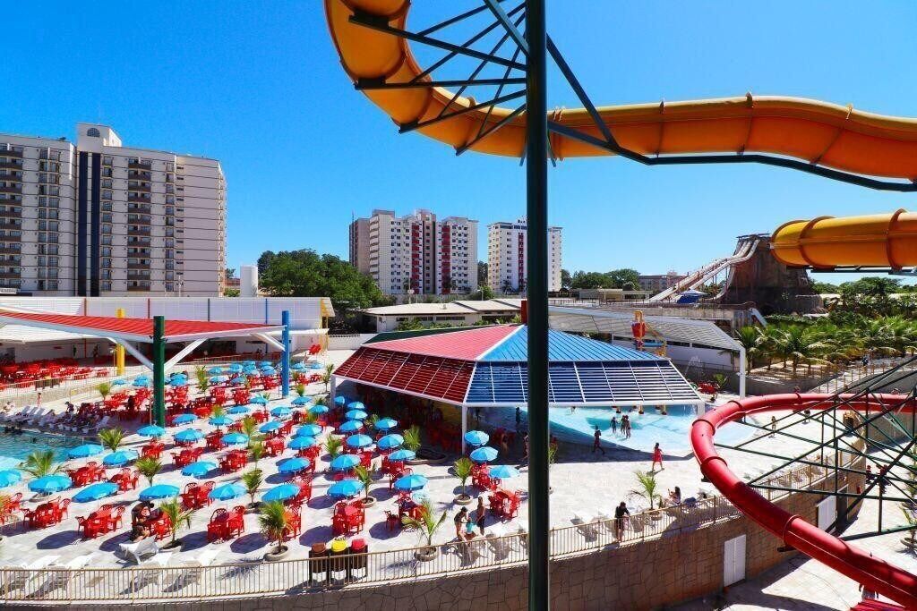 Suíte | Piscina | Piscina externa, guarda-sóis, espreguiçadeiras
