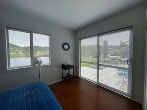 5 chambres, Wi-Fi gratuit, draps fournis