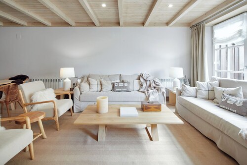 Casa Val de Ruda Luxe 71 by FeelFree Rentals